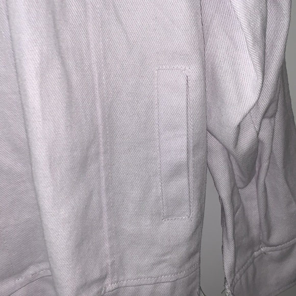 Ladies White Trucker Jacket from Amazon size ladies XL. Worn once. - Picture 8 of 10